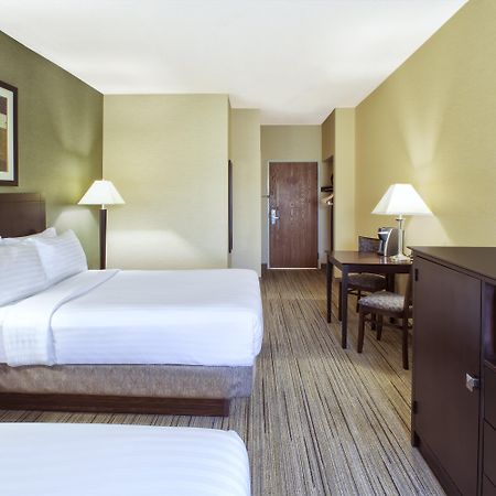Country Inn & Suites By Radisson Benton Harbor-St Joseph Mi Exterior foto