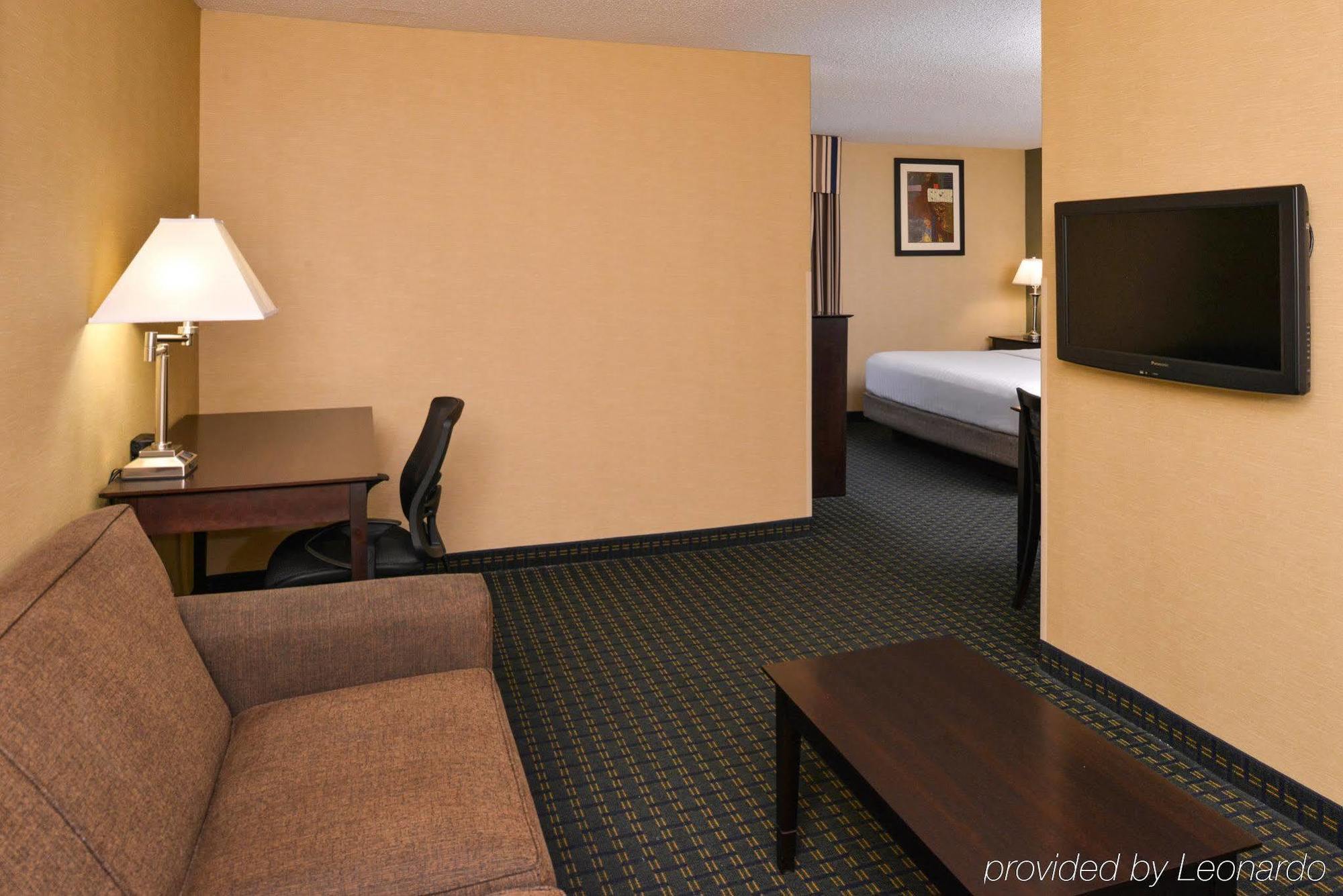 Country Inn & Suites By Radisson Benton Harbor-St Joseph Mi Exterior foto